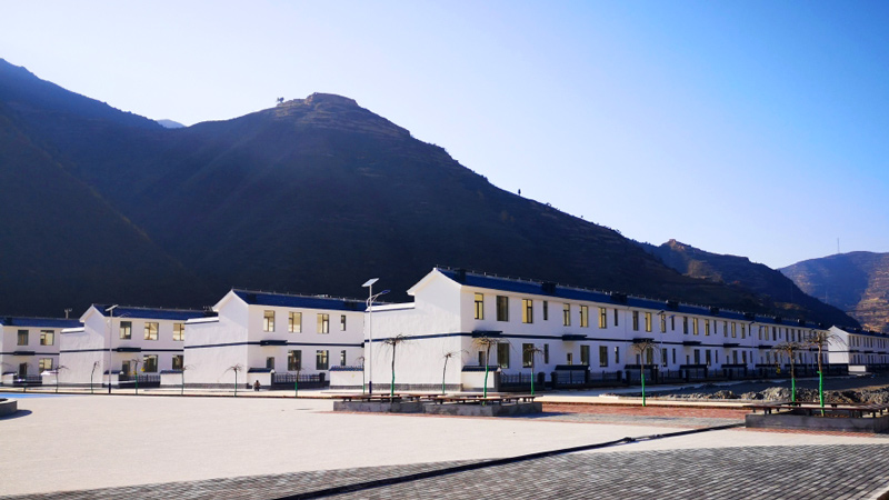 Énormes changements dans le petit village au pied de la montagne Qincheng